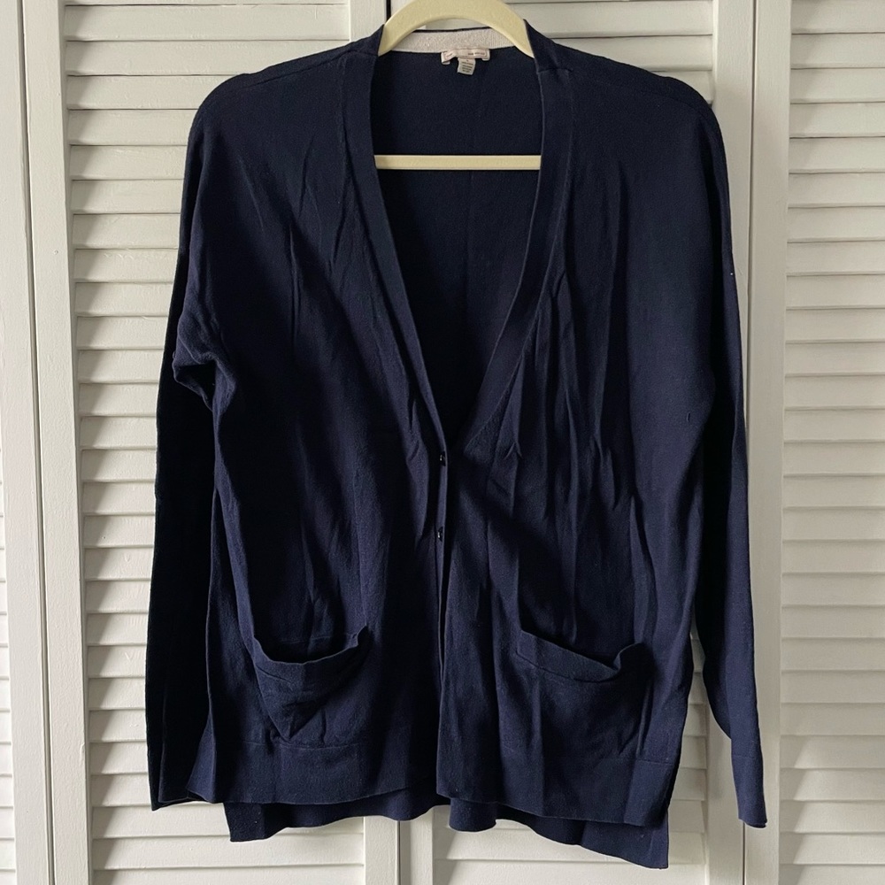 GAP Basic Button down Navy Cardigan